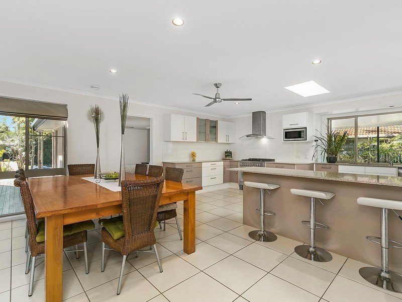 31 Saratoga Drive, Mountain Creek QLD 4557