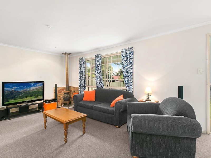 10 Laurel Street, Beerwah QLD 4519