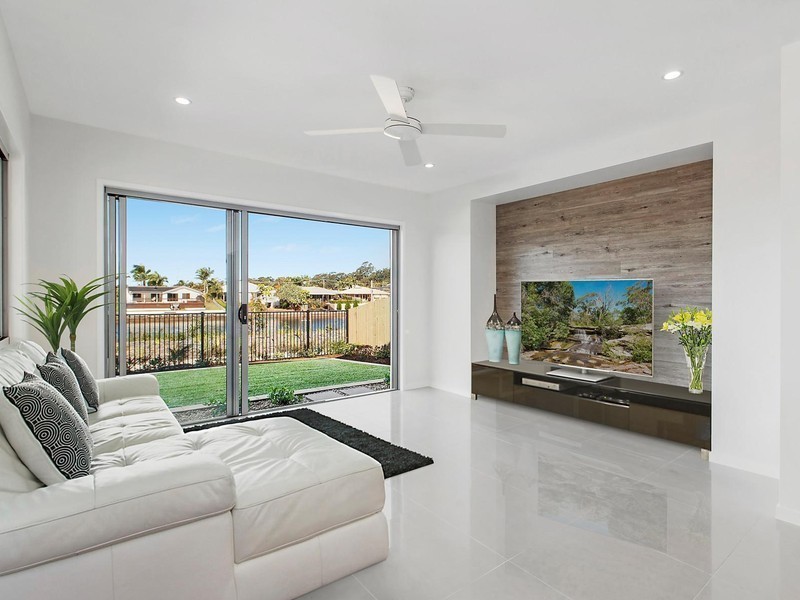 61 Waterway Drive, Birtinya QLD 4575