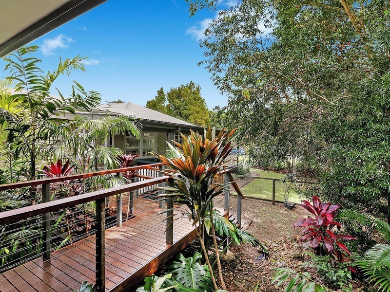 16 Mountaindale Court, Mooloolah Valley QLD 4553