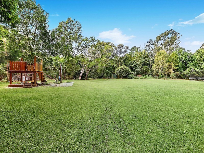 16 Mountaindale Court, Mooloolah Valley QLD 4553