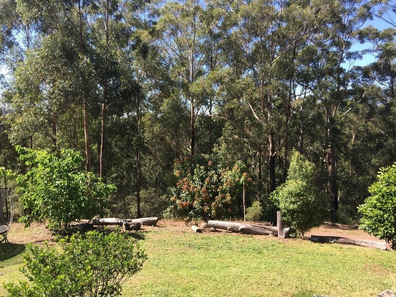 4 Lisa Road, Chevallum QLD 4555