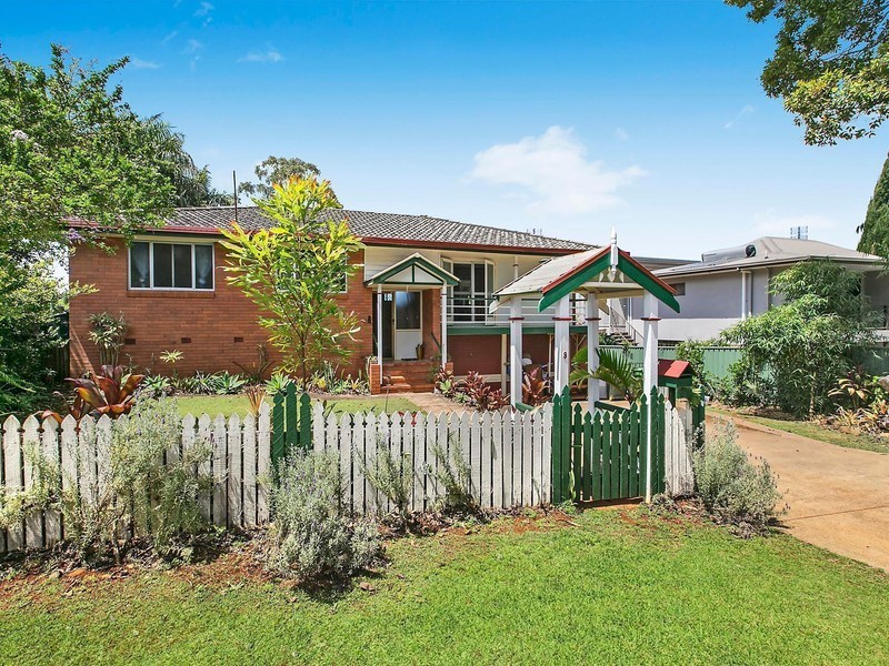 8 Guy Avenue, Buderim QLD 4556