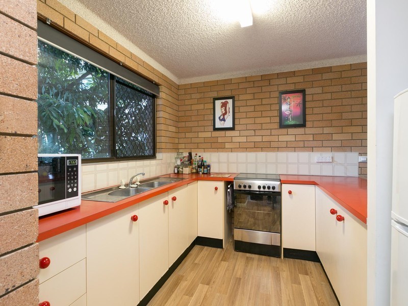1/34 Goonawarra Drive, Mooloolaba QLD 4557