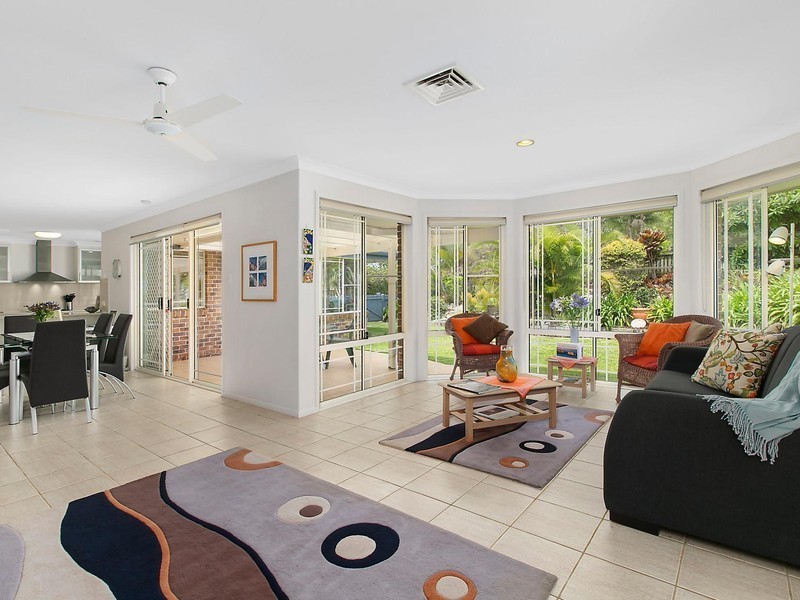 12 Courcheval Terrace, Mons QLD 4556