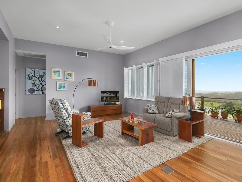 22 Lorikeet Lane, Maleny QLD 4552