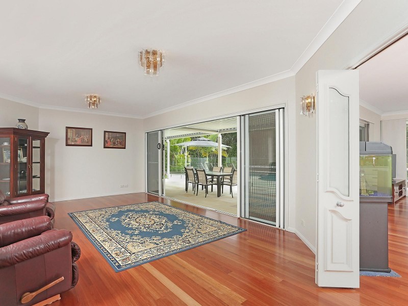 3 Walgarri Drive, Tanawha QLD 4556