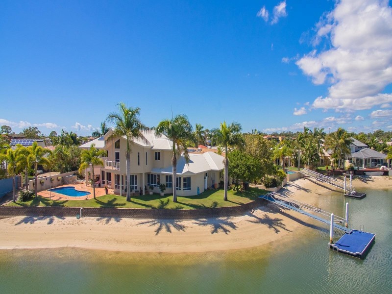 49 Carrothool Place, Mooloolaba QLD 4557