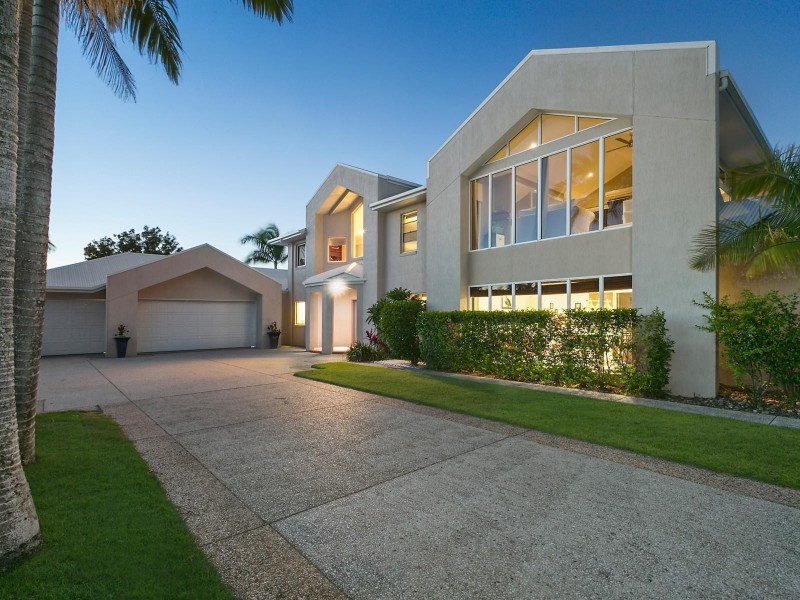 49 Carrothool Place, Mooloolaba QLD 4557