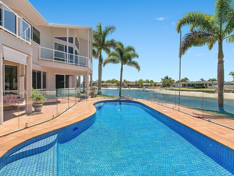 49 Carrothool Place, Mooloolaba QLD 4557