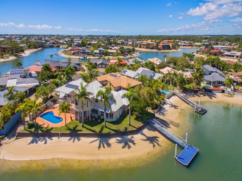 49 Carrothool Place, Mooloolaba QLD 4557