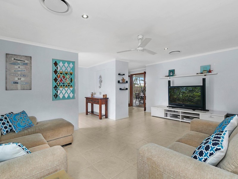 46 Point Cartwright Drive, Buddina QLD 4575