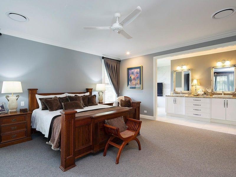 15 Mountain Top Court, Mons QLD 4556