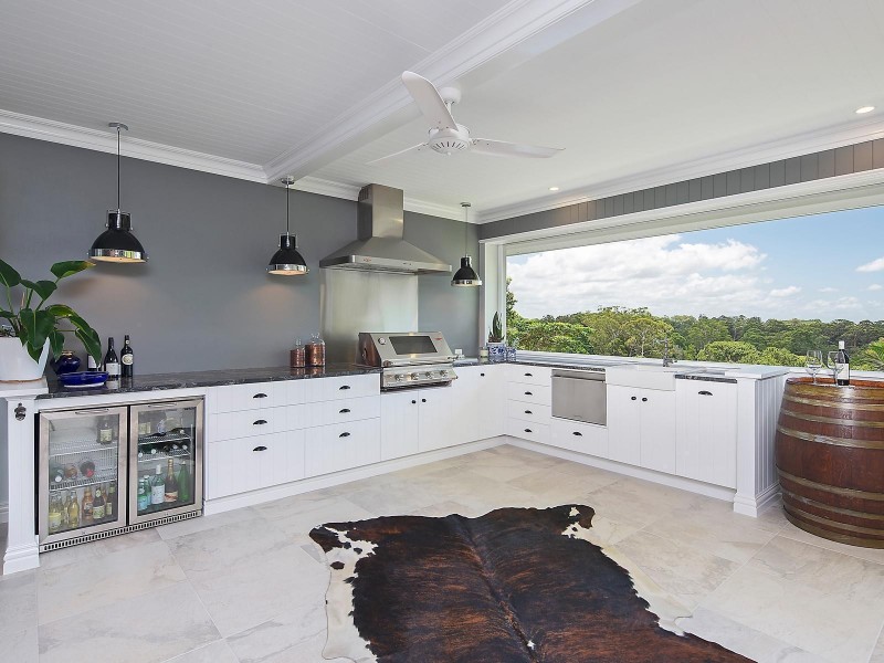 15 Mountain Top Court, Mons QLD 4556