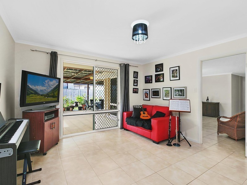 18 Eyre Place, Caloundra West QLD 4551