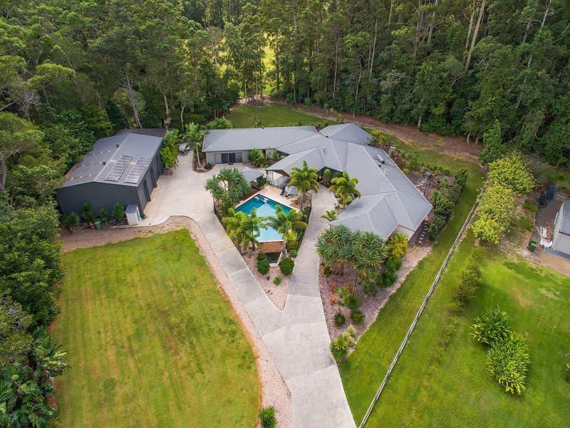 129 Glenfinnan Court, Forest Glen QLD 4556