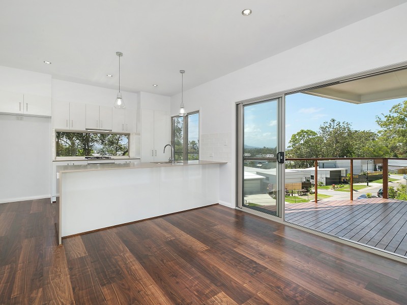 1 and 2/17 The Grove, Alexandra Headland QLD 4572
