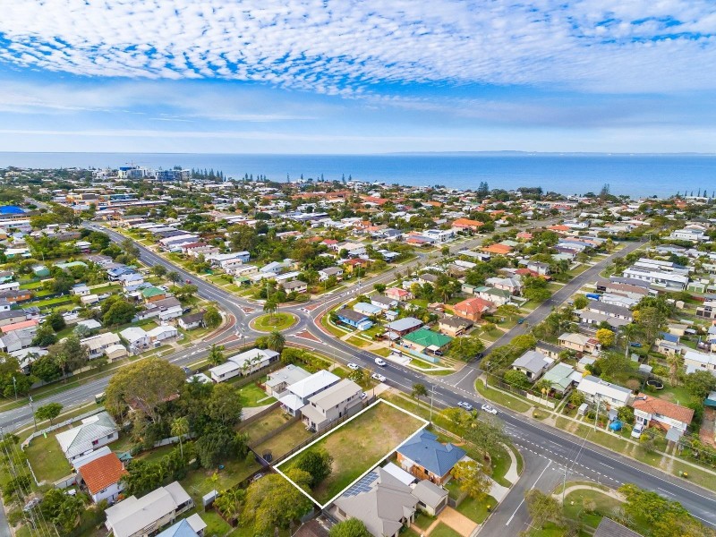 227 Scarborough Road, Scarborough QLD 4020