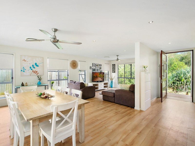 54 Sam White Drive, Buderim QLD 4556