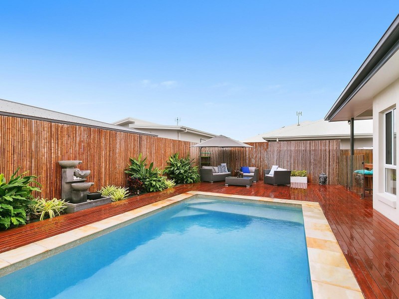 15 Bayou Street, Birtinya QLD 4575