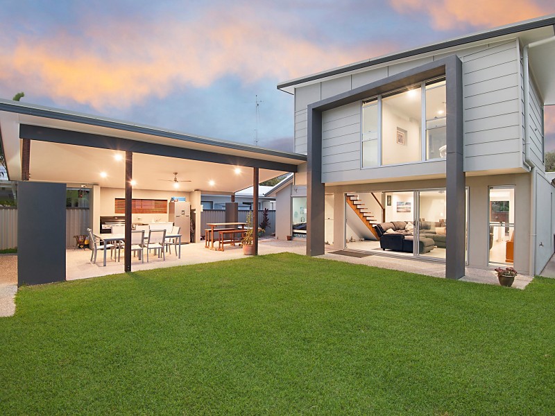 14 Cinnamon Avenue, Coolum Beach QLD 4573