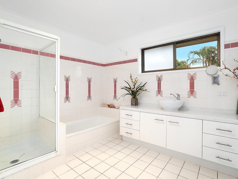 18 Dinmore Street, Woombye QLD 4559