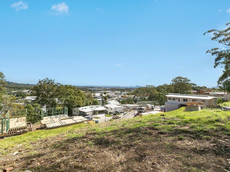 15 The Grove, Alexandra Headland QLD 4572