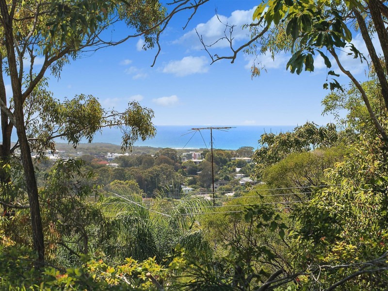 14 Hilltop Crescent, Coolum Beach QLD 4573