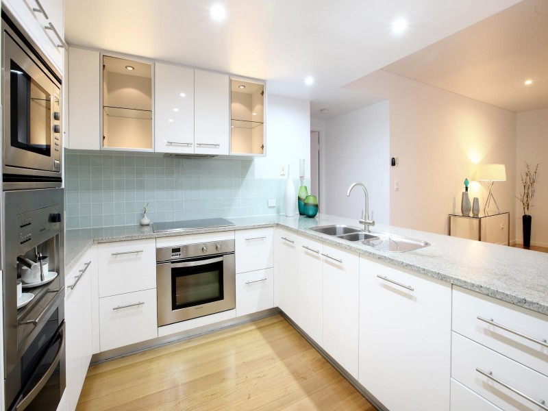 60/7 Grand Parade, Kawana Island QLD 4575