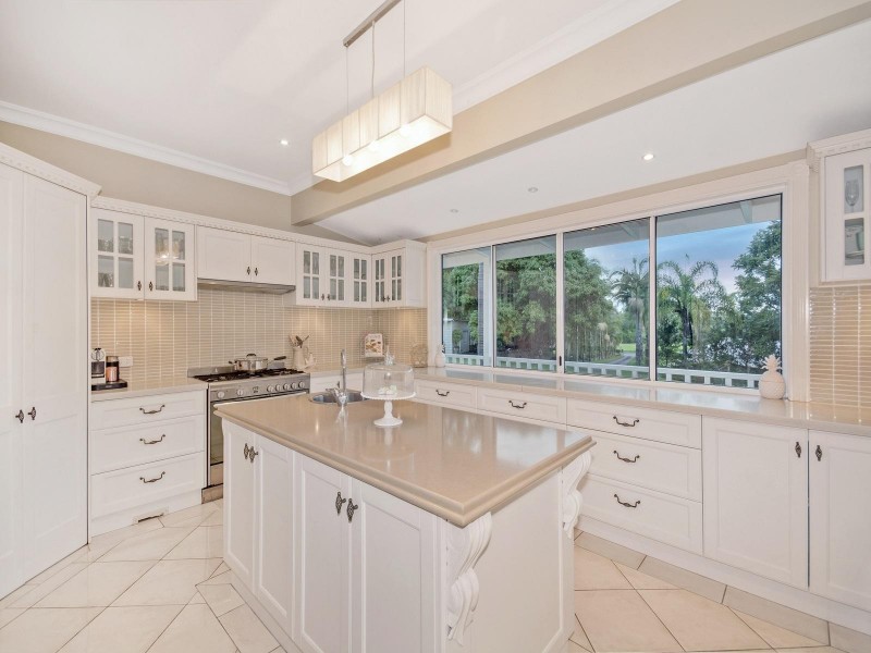 11 Malones Road, Kiels Mountain QLD 4559