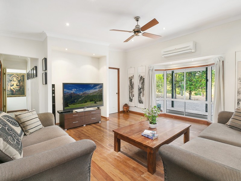 43 Mullers Road, Woombye QLD 4559