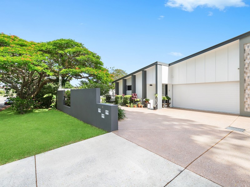 2/4 Fielding Street, Buderim QLD 4556