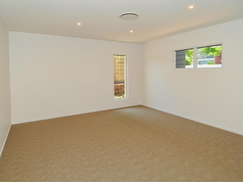 2/4 Fielding Street, Buderim QLD 4556