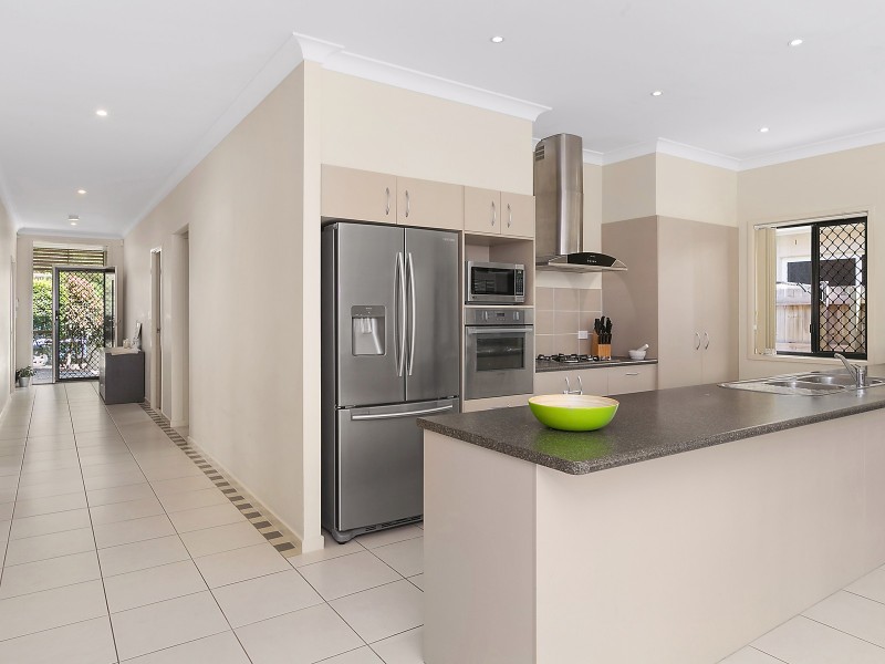 9 Riveroak Way, Sippy Downs QLD 4556