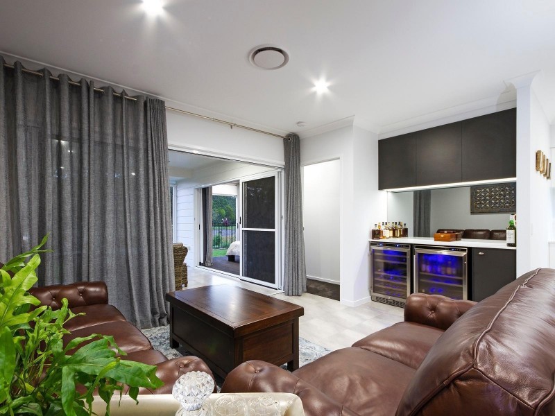 42 Cavalry Way, Sippy Downs QLD 4556