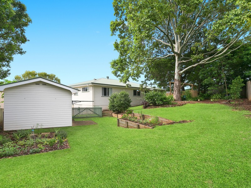 8 Valley Breeze Court, Coes Creek QLD 4560