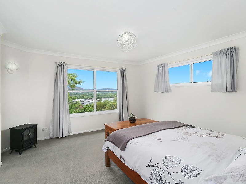 8 Valley Breeze Court, Coes Creek QLD 4560