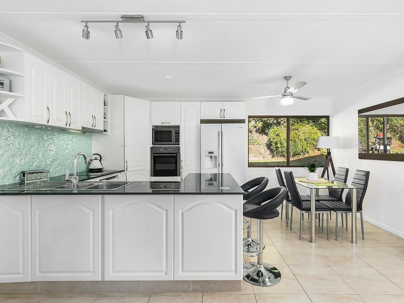 27 Devon Drive, Buderim QLD 4556