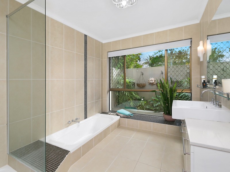 24 Janderra Street, Buderim QLD 4556