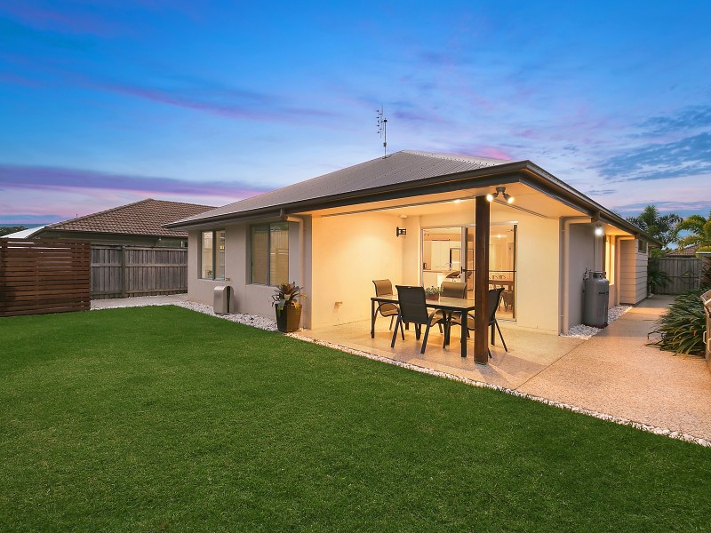 8 Derwent Street, Sippy Downs QLD 4556