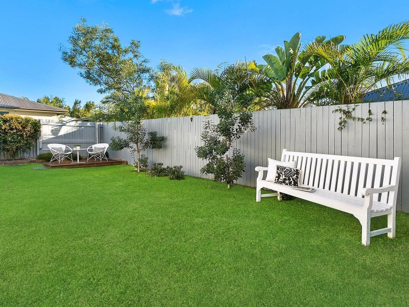 18 Myrtle Place, Mountain Creek QLD 4557