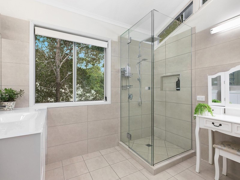 21 Sunset Avenue, Buderim QLD 4556