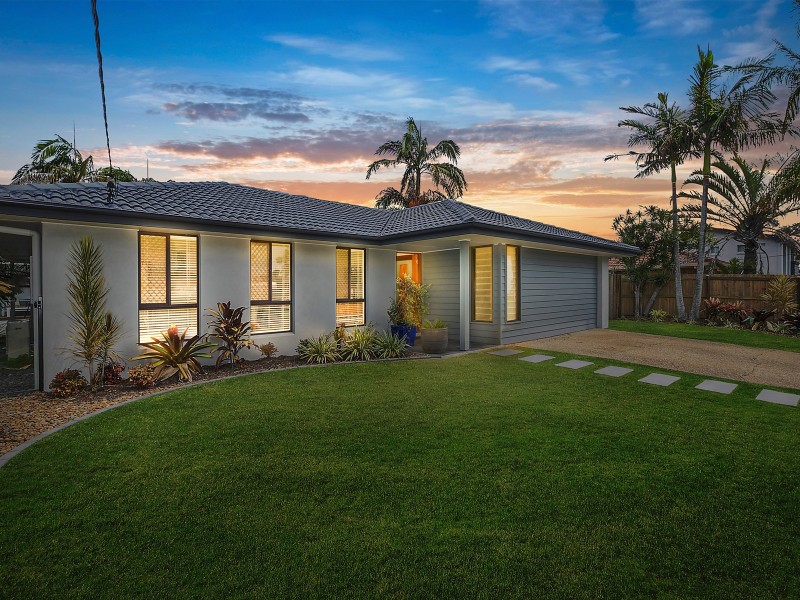 14 Kunari Street, Buddina QLD 4575