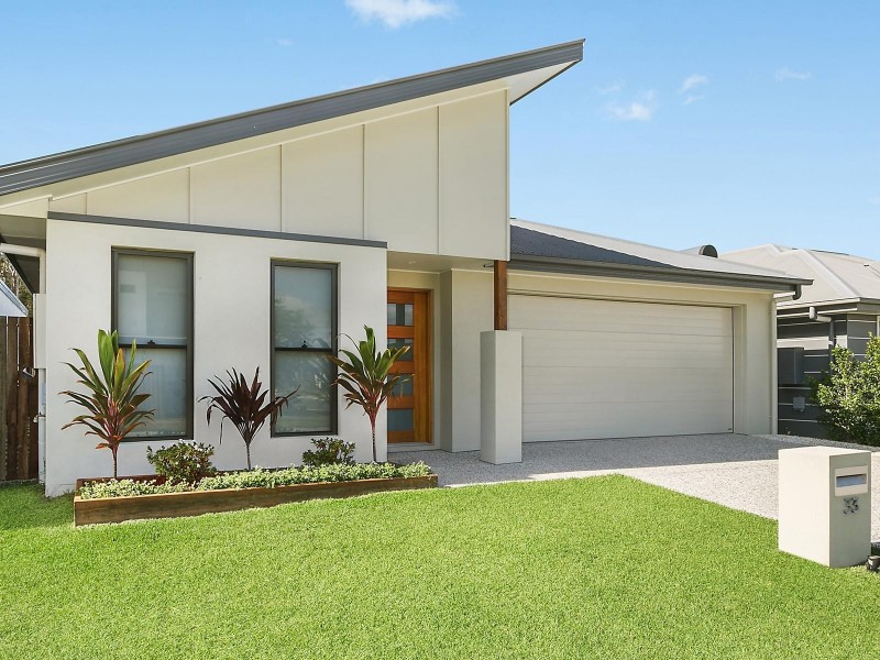 33 Vincent Avenue, Sippy Downs QLD 4556