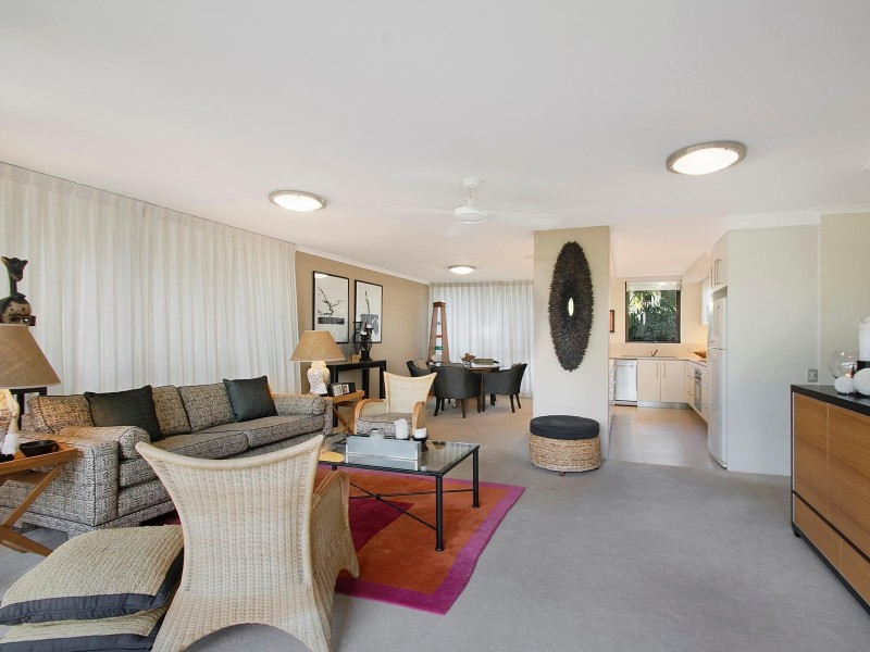 3/143 Mooloolaba Esplanade, Mooloolaba QLD 4557