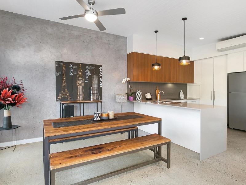 31 Vincent Avenue, Sippy Downs QLD 4556