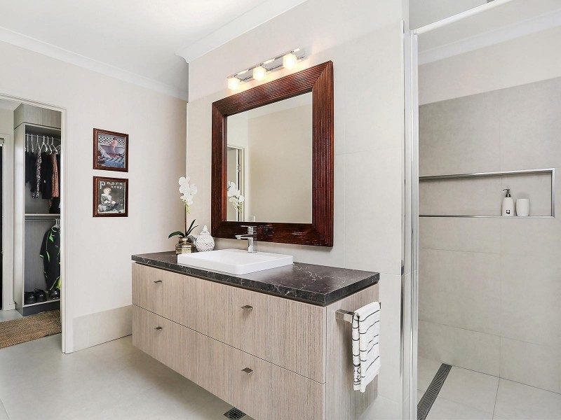 18 Forest Ridge Avenue, Palmview QLD 4553