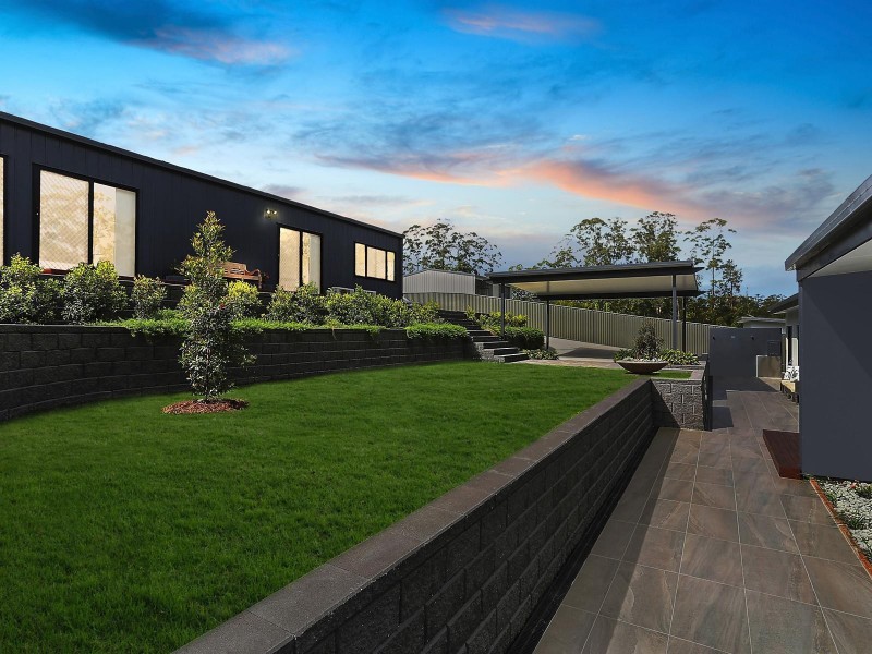 18 Forest Ridge Avenue, Palmview QLD 4553