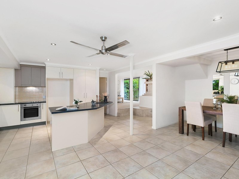11 Mace Drive, Buderim QLD 4556