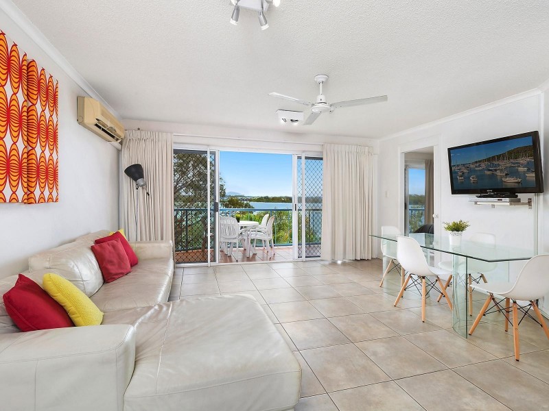 17/2-4 Picnic Point Esplanade, Maroochydore QLD 4558